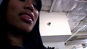 Metro – Sakuka Angel – scene 3 – extract 2