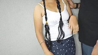 Sali ne aaj to mujhe khush hi kar diya.kya mast lag rahi thi shorts me.first time fucking my stepsister in short dress